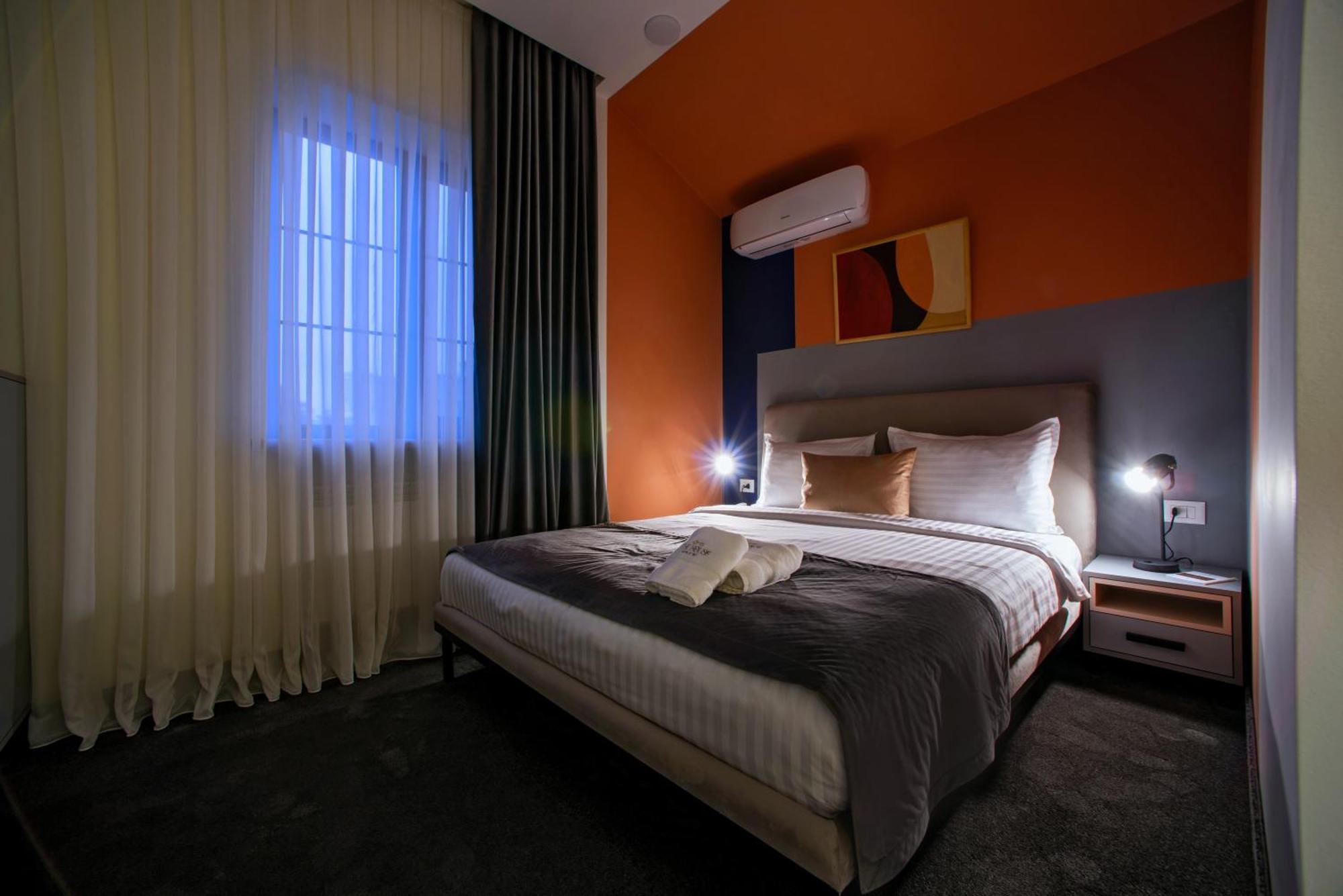 The House Hotel Erévan Extérieur photo